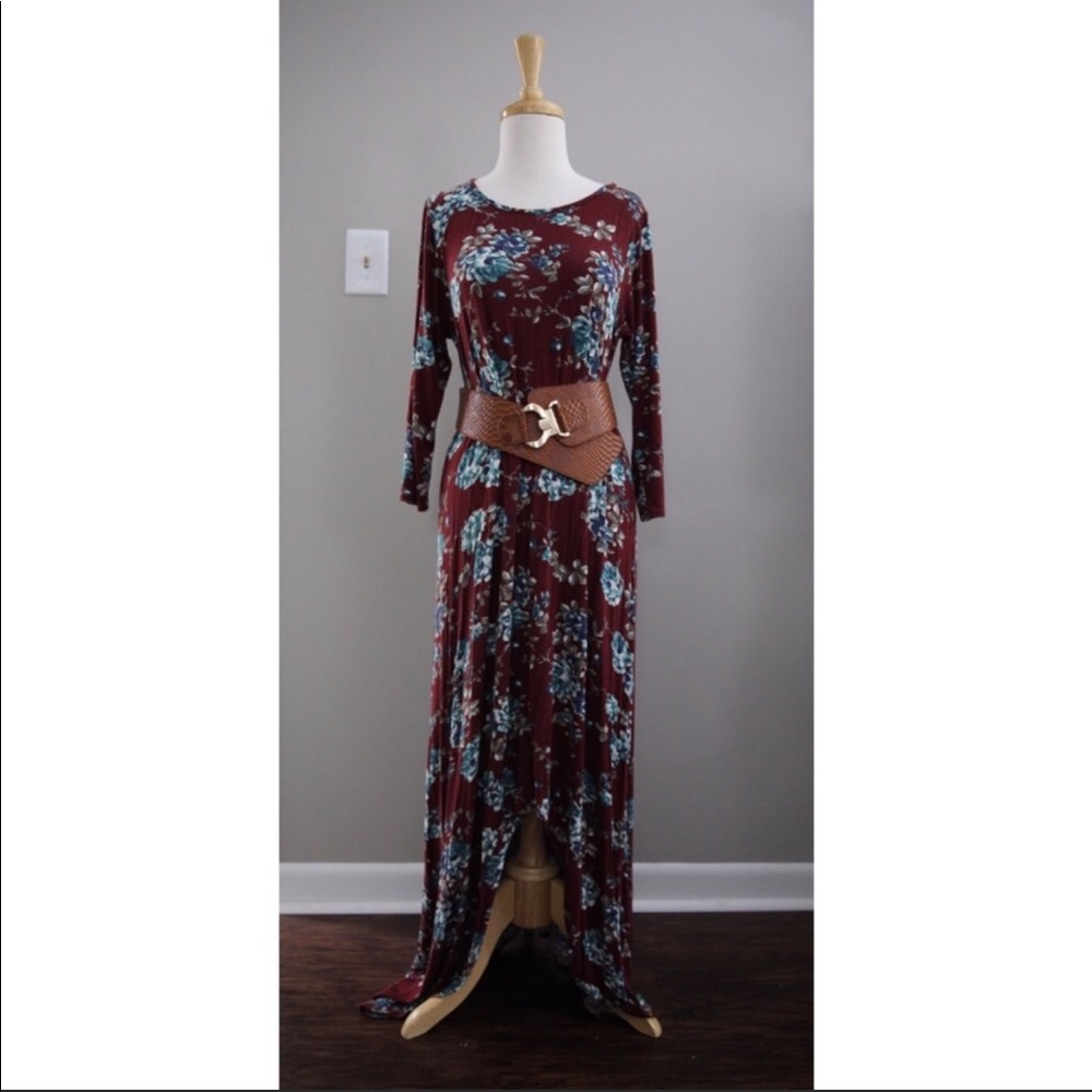 Woman’s maxi dress- so comfortable size large